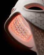 LED-Schlafmaske mit sanftem Rotlicht – kabellos für die abendliche Routine – Produktbild 4